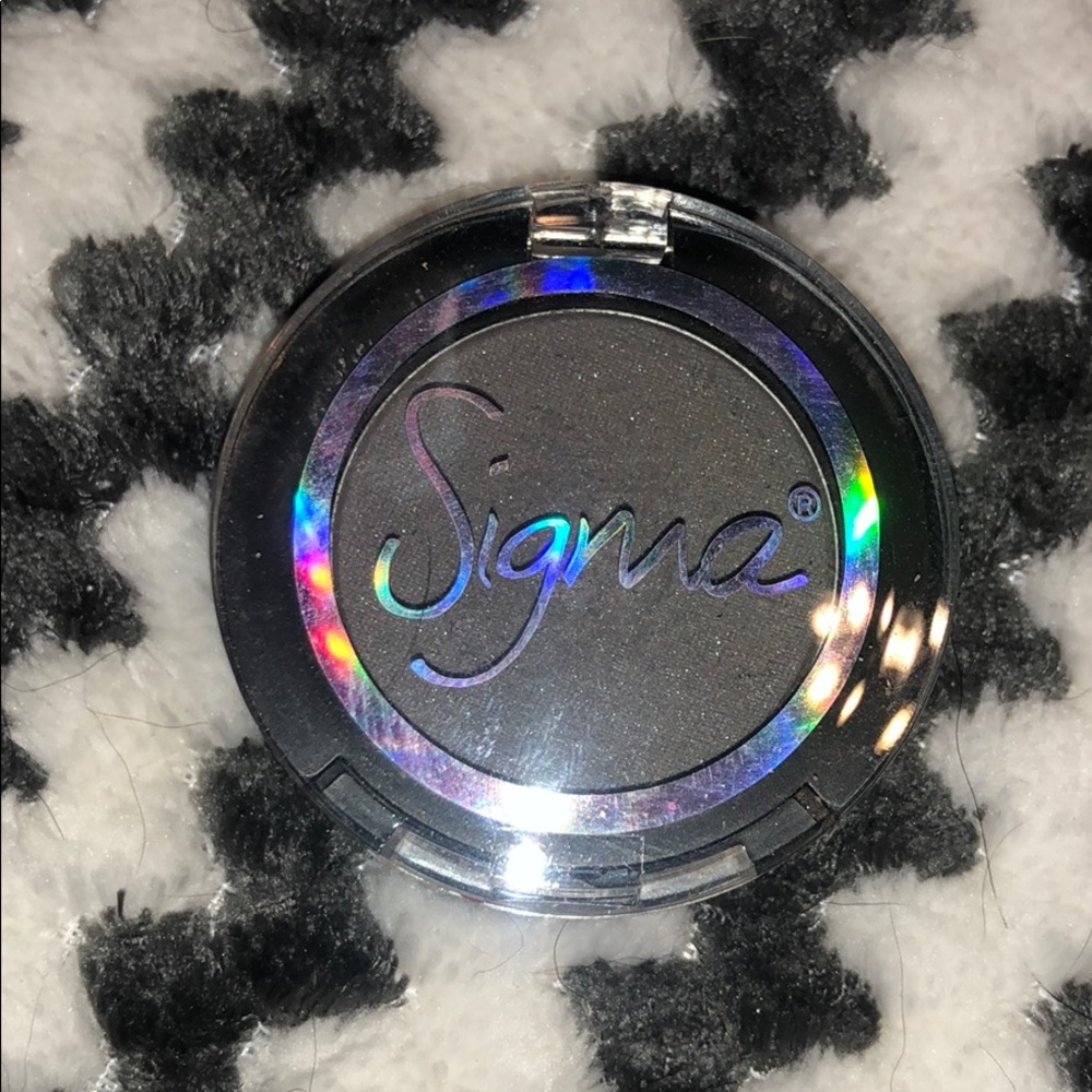 Sigma Muse eyeshadow